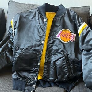 Lakers official bomber jacket, vintage like new black satin yellow interior